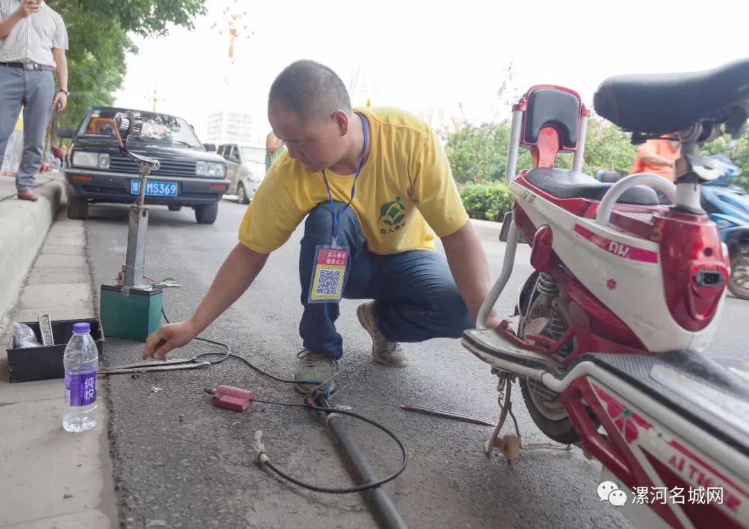 附近修电动汽车的电话_电动车修理附近电话_附近电动修理店