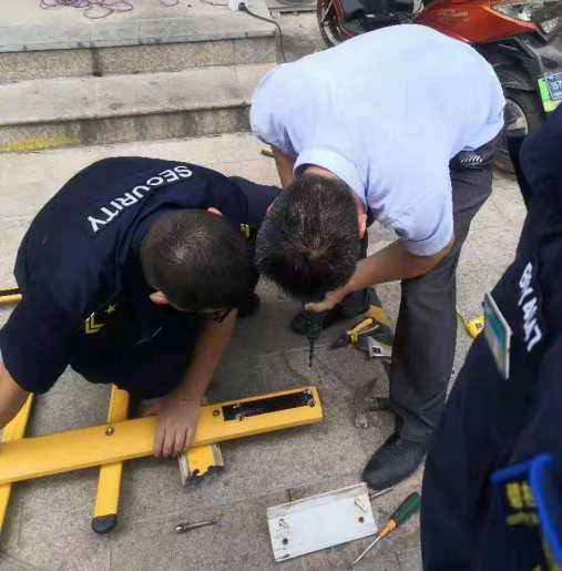 电瓶车维修上门_附近修电瓶上门维修电话_上门修车换电瓶